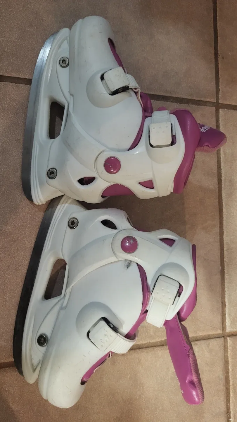Disney Princess Ice Skates - Size J8-J11 image indicator(3)