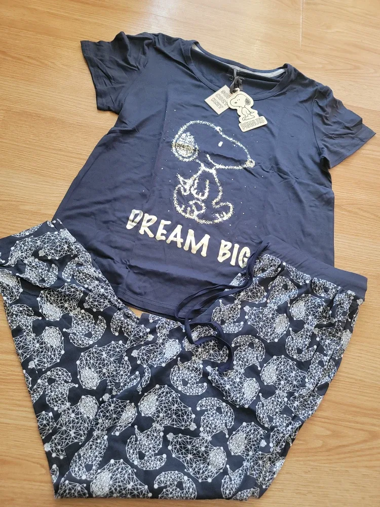 New Peanuts Ladies Pajama Sets image indicator(6)