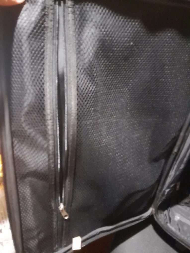 Protocol Black Rolling Suitcase image indicator(2)