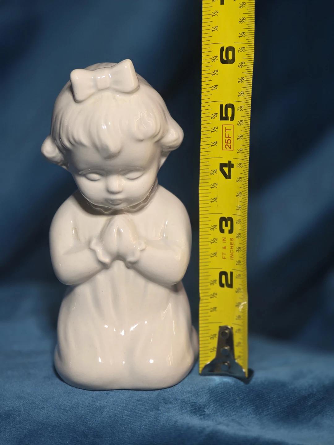 Vintage Kneeling Girl Figurine - photo 5