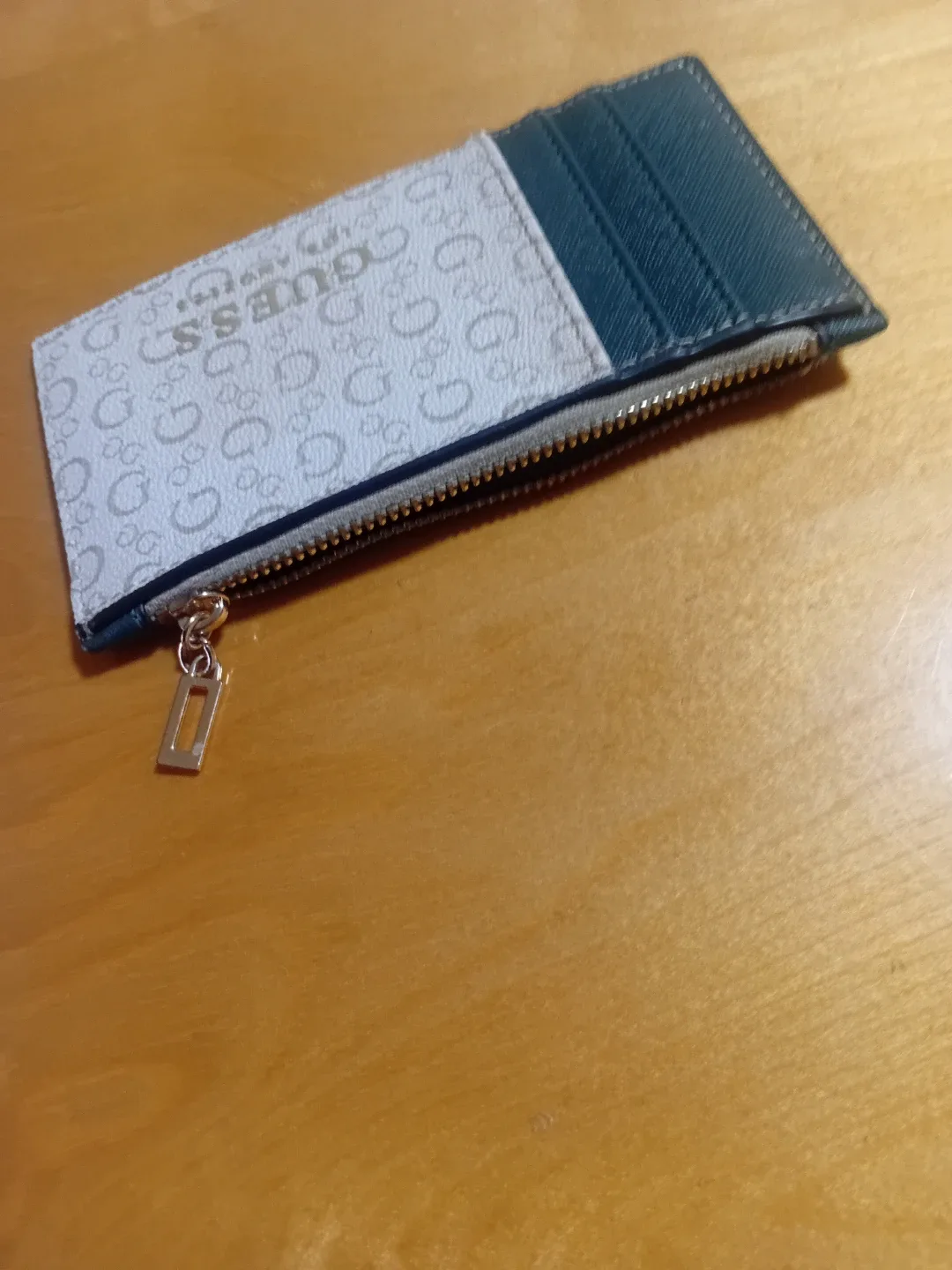 Guess Card Holder Wallet - Green & White & Gold image indicator(3)