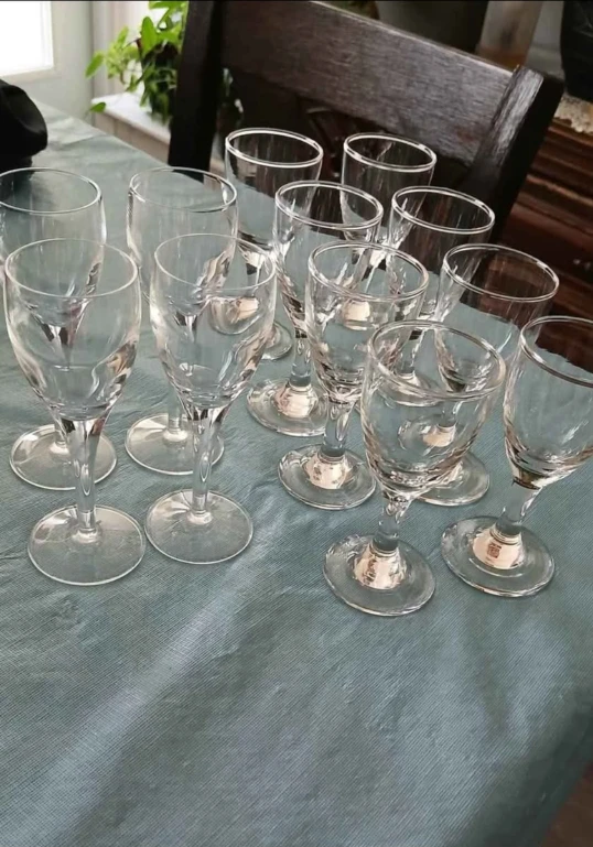 2 set of glasses - photo 3