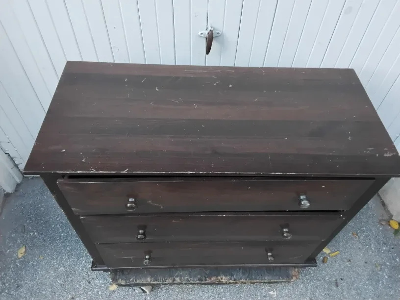 🗄👚 Dark Mahogany 3-Drawer Dresser 👚🗄 image indicator(9)