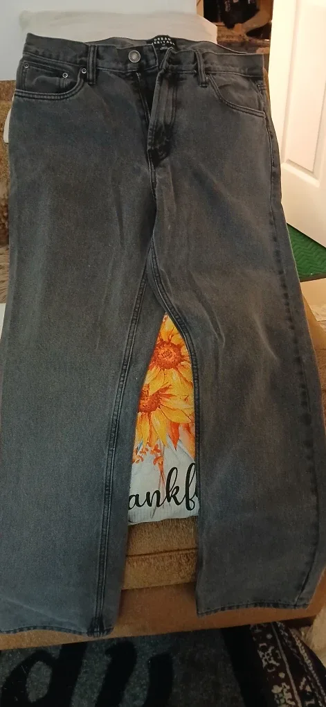 Urban Heritage Jeans - Size 32 image indicator(2)