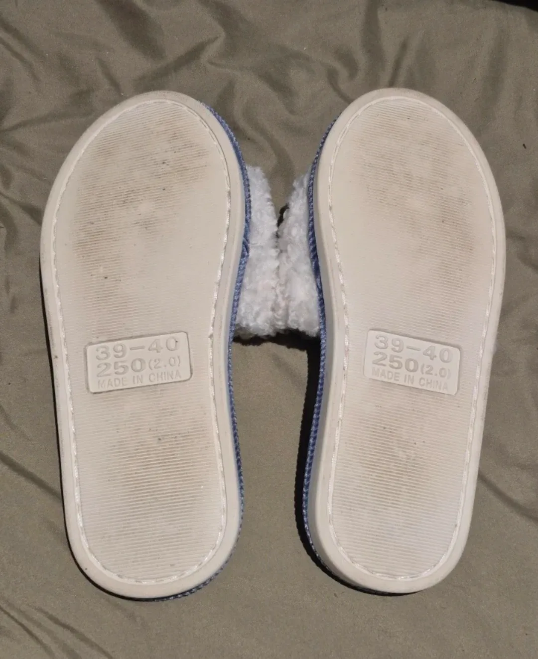 Cute Blue & White Slippers - Size 39-40 image indicator(4)