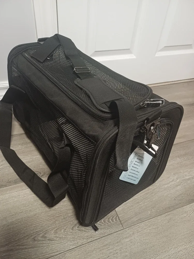 Petsfit Pet Carrier Brand New- Black image indicator(6)