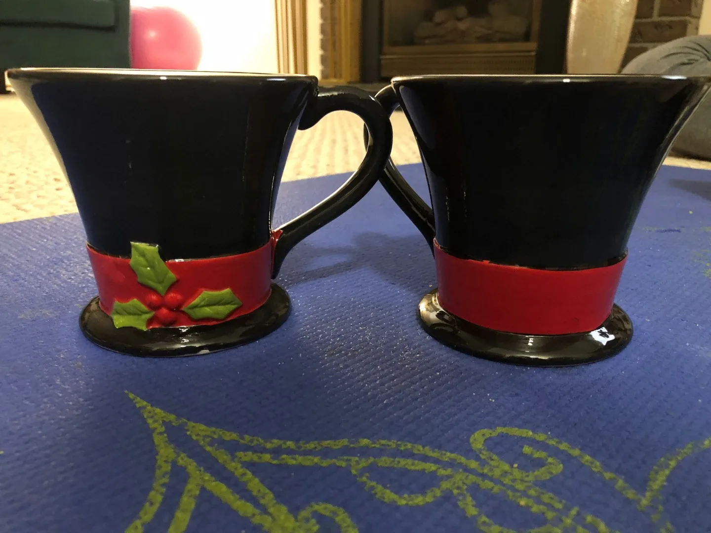 Pair of Christmas Holly Mugs thumbnail