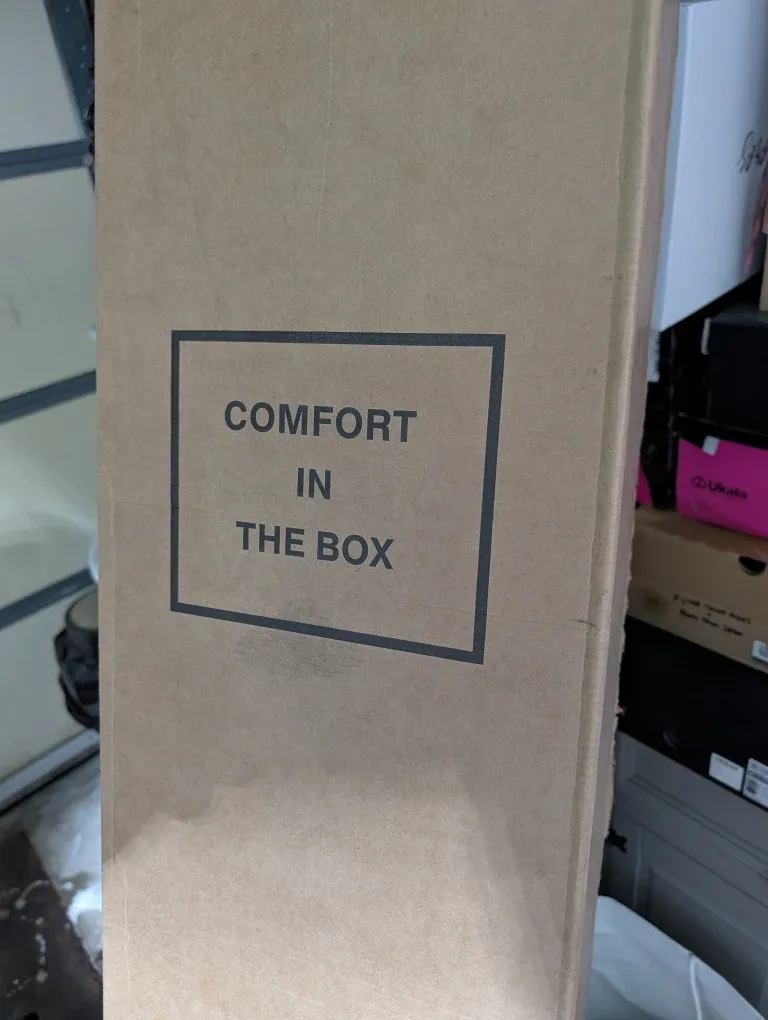 King Size 12-Inch Mattress in a Box image indicator(3)