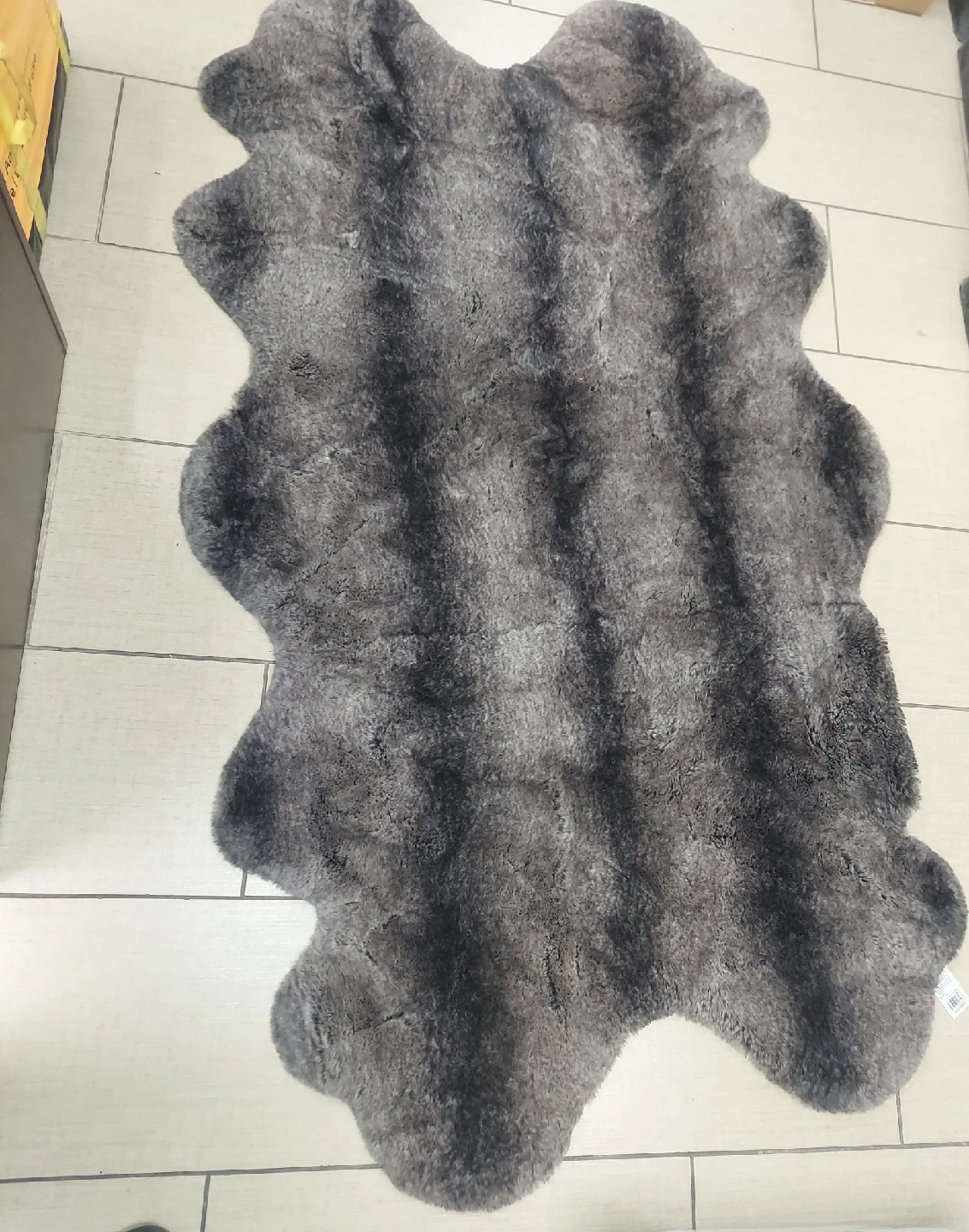 Mon Chateau Faux Fur Quad Rug - Kodiak Brown - photo 3