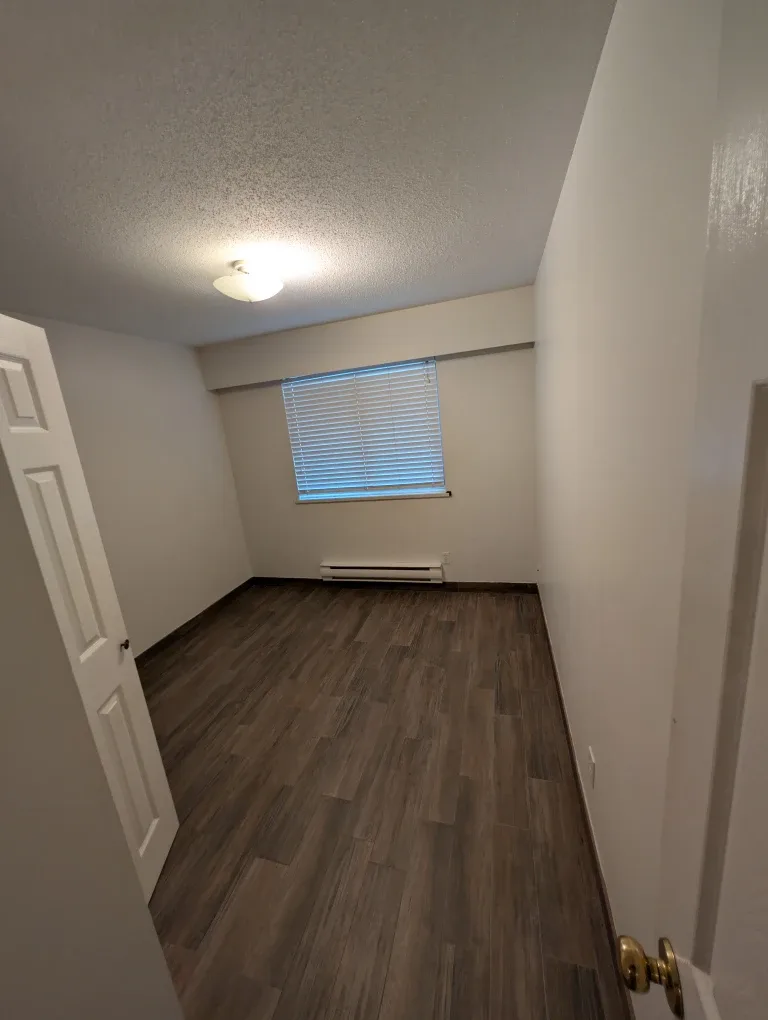 1 Bed 1 Bath - Apartment image indicator(8)