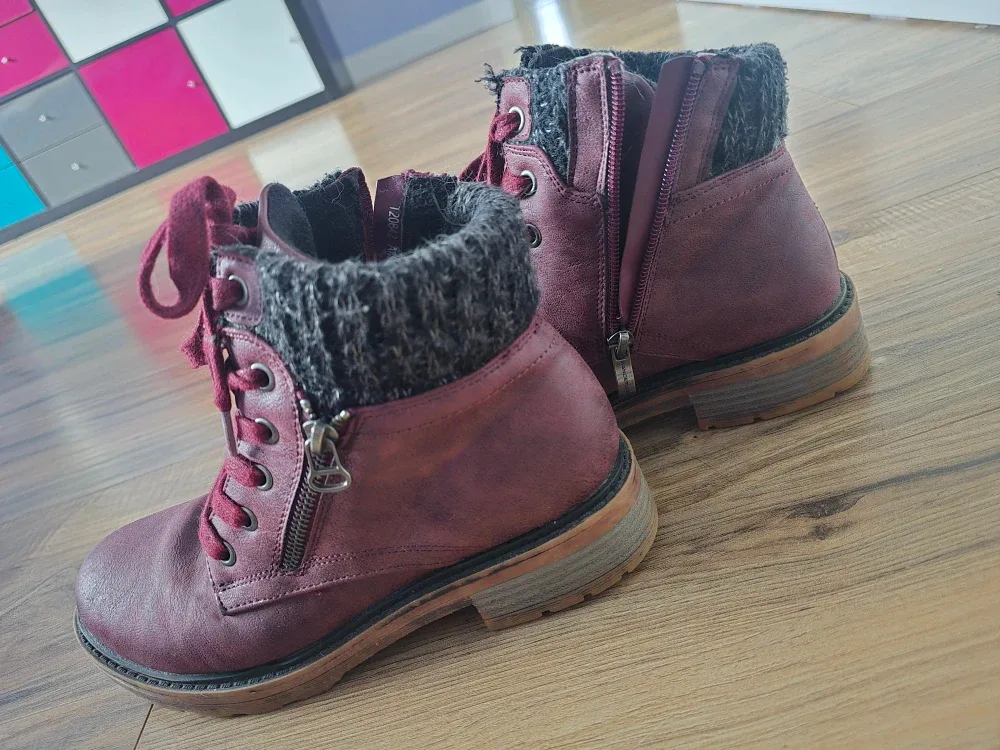 Size 7 ankle boots image indicator(2)