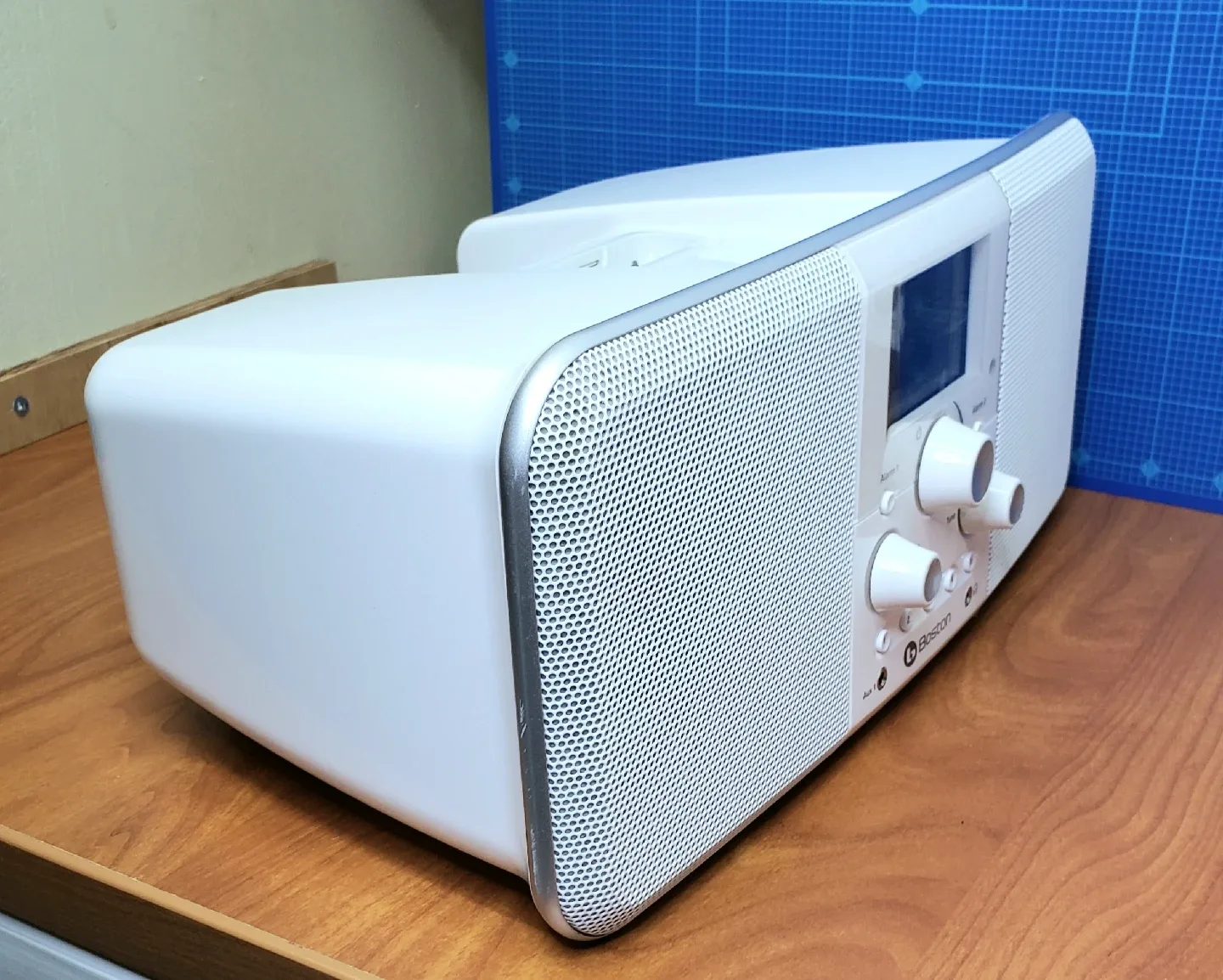 Boston Acoustics Duo-i Plus Tabletop Radio image indicator(8)