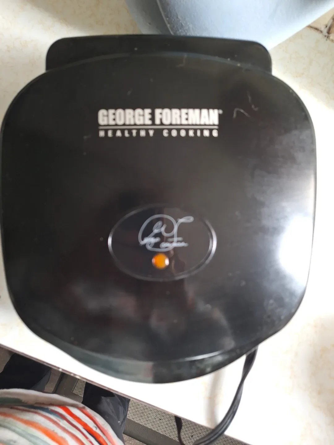 George Foreman Grilling Machine - Model GR10BCAN image indicator(2)