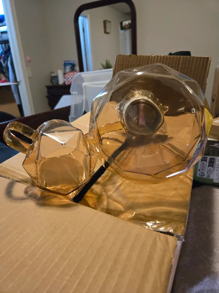 Amber Glass Pitcher & Mug Set - New in Box! image indicator(4)