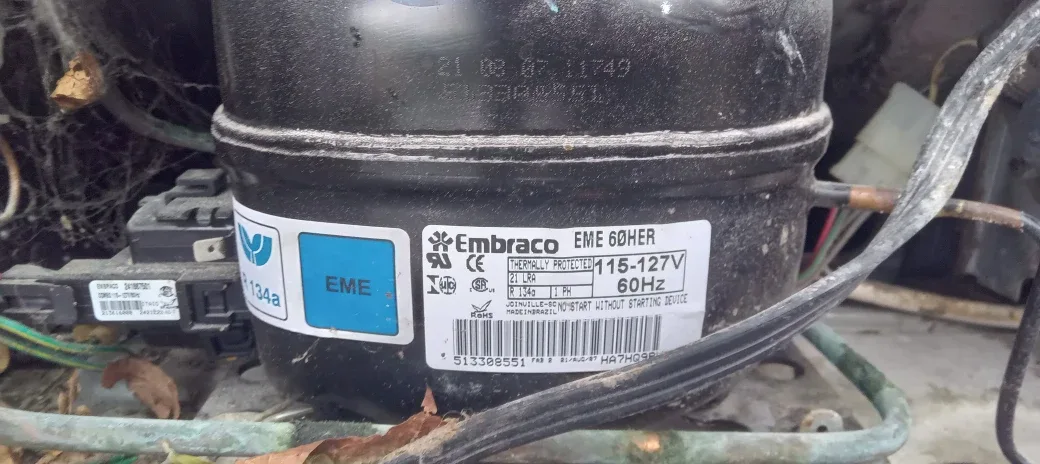 Black Frigidaire Fridge image indicator(7)