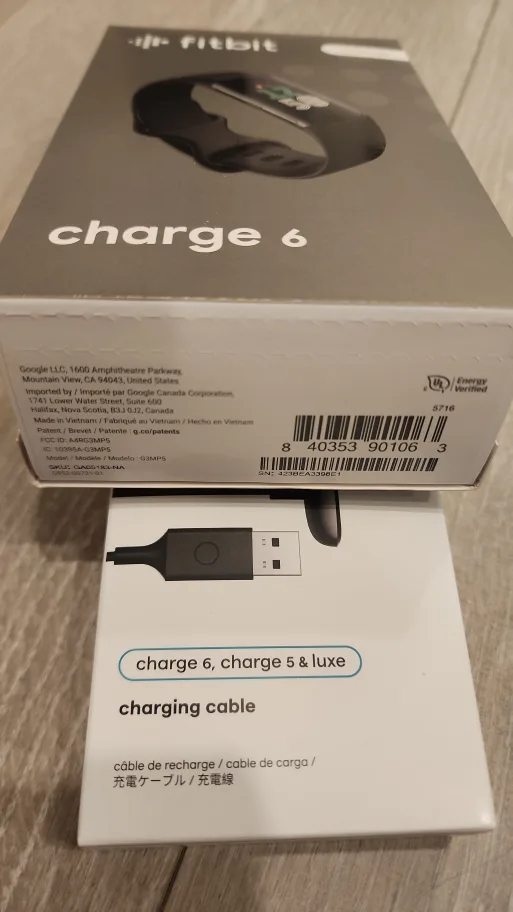 Fitbit Charge 6 Fitness Tracker image indicator(4)