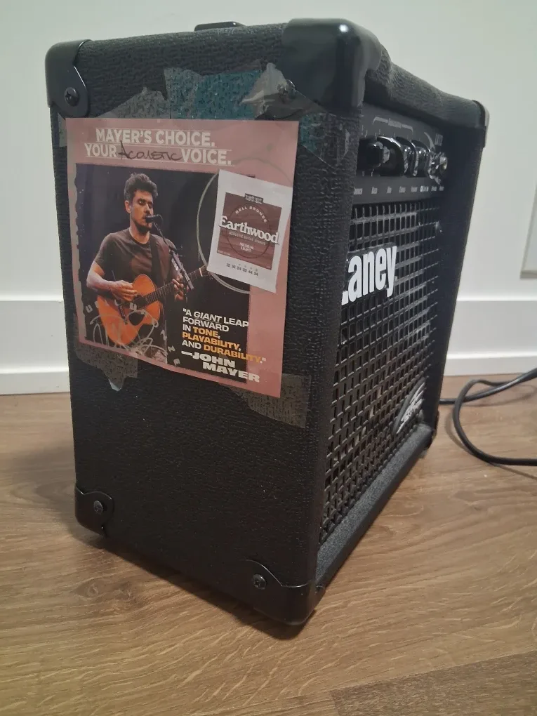 Guitar amplifier Laney image indicator(2)