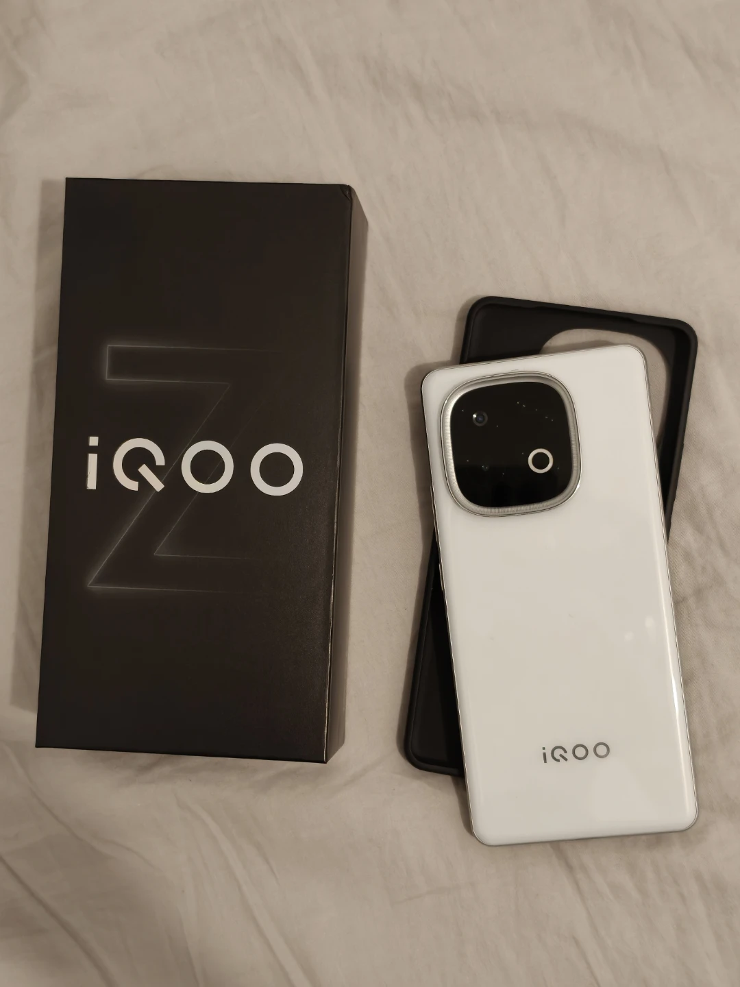 iQOO Smartphone - Like New!