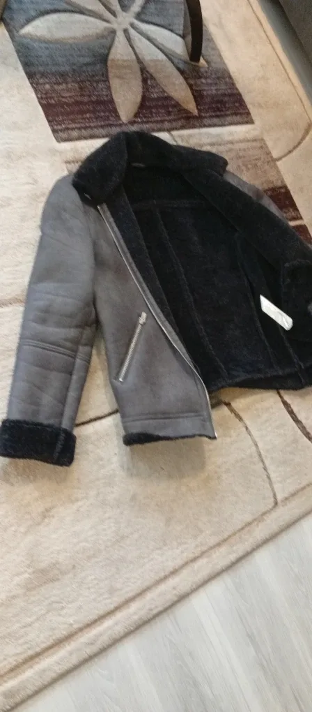 Zara Man Grey Shearling Jacket image indicator(4)