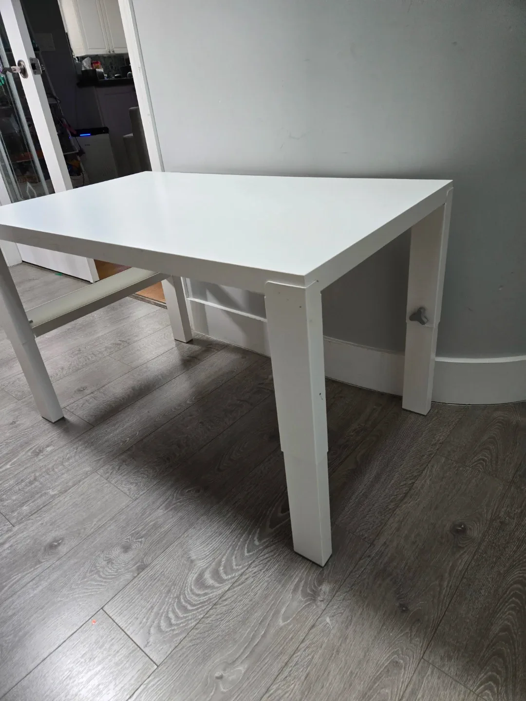 Ikea Paul white desk adjustable image indicator(8)