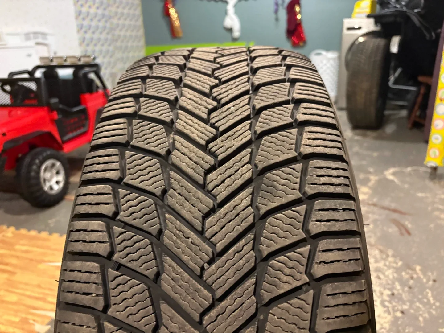 Michelin X-Ice Snow SUV Tire 265/50 R20 image indicator(3)