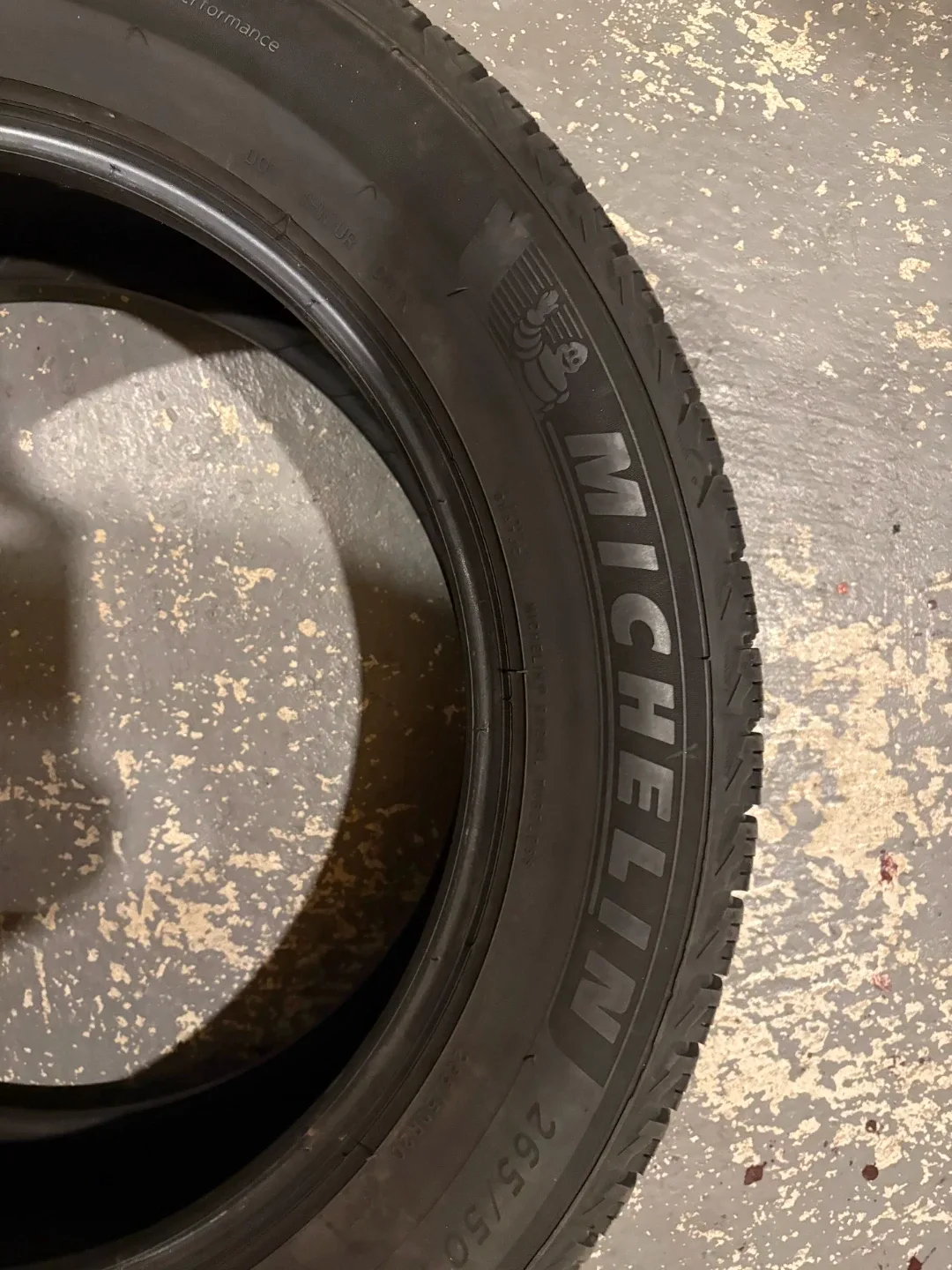 Michelin X-Ice Snow SUV Tire 265/50 R20 image indicator(9)