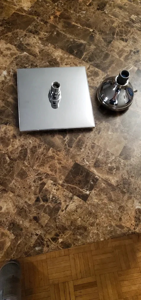 Assorted Shower Heads and Fixtures image indicator(4)