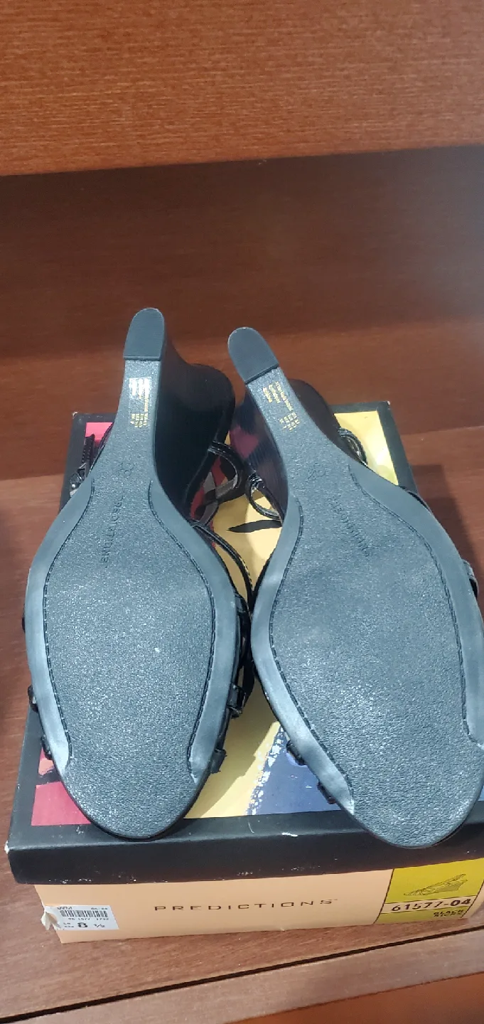 Predictions Black Strappy Heels - Size 8.5 image indicator(4)