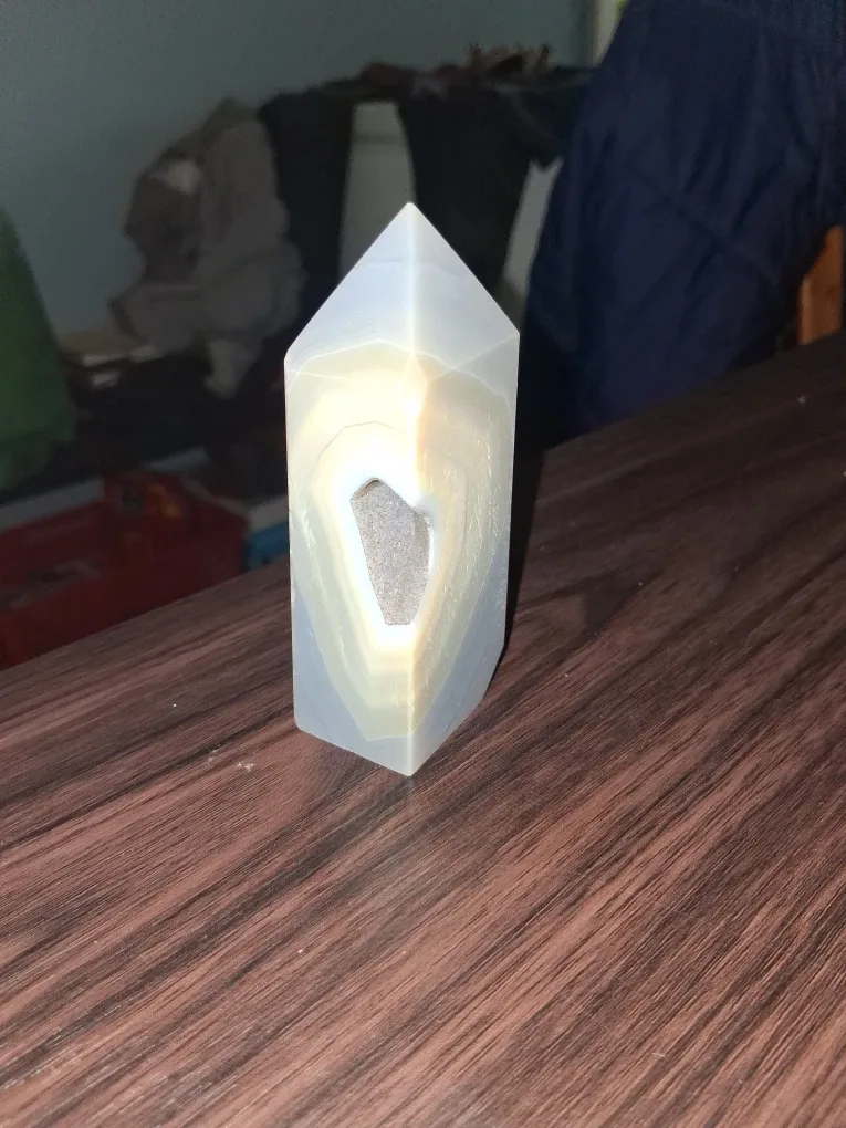 4 Inches Tall Agate Geode Tower