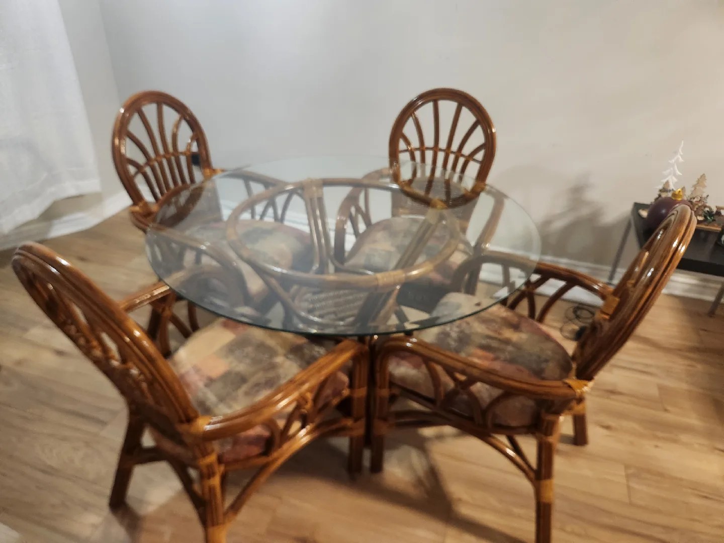 Rattan Dining Table with 4 Chairs image indicator(2)