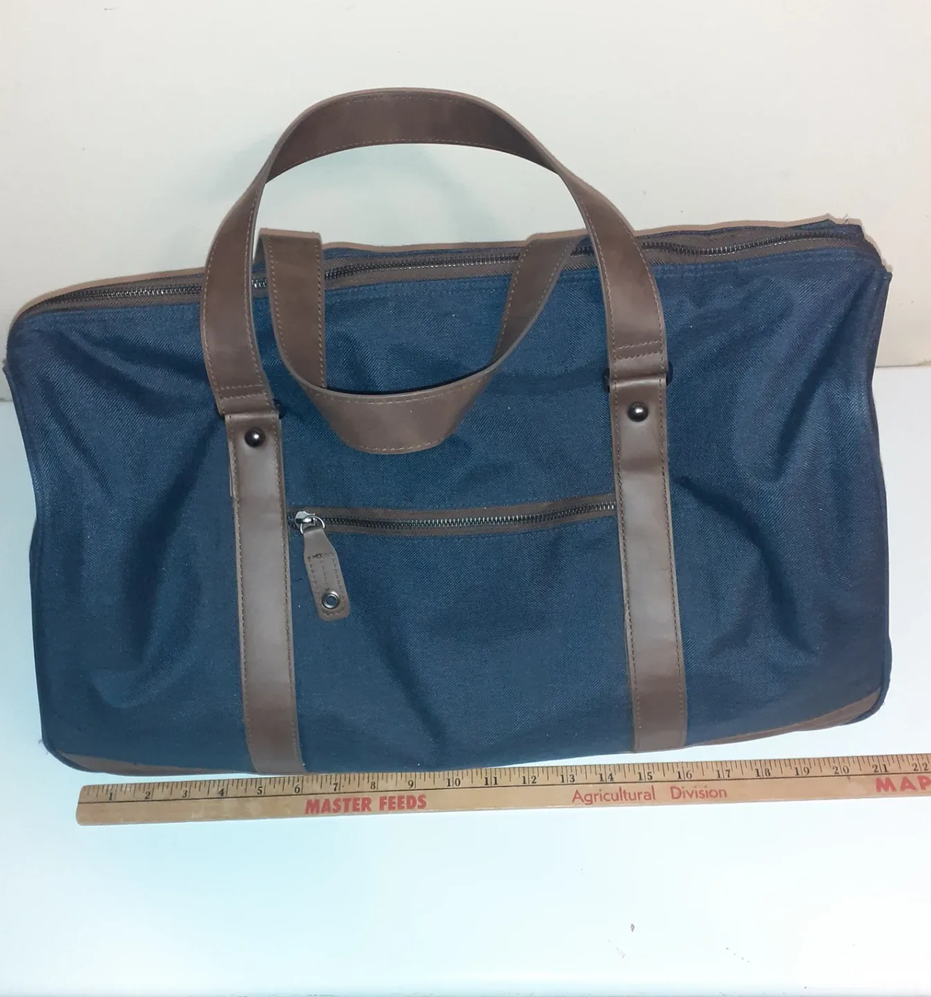 LikeNew ~ Outbound Duffle Bag image indicator(6)