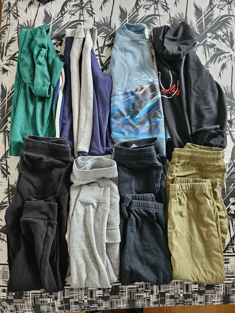 Boys 8T Clothing Lot - Various Brands