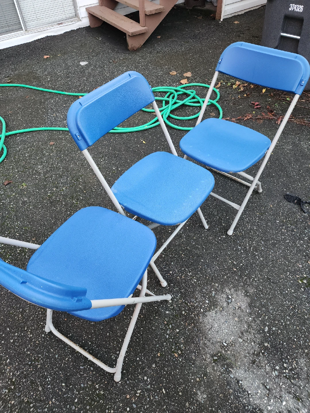 Blue Folding Chairs - Set of 11 - photo 3