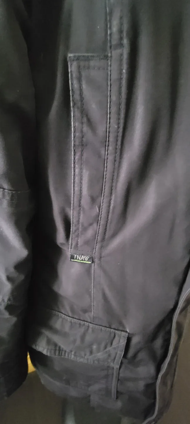 TNA Black Winter Parka image indicator(4)