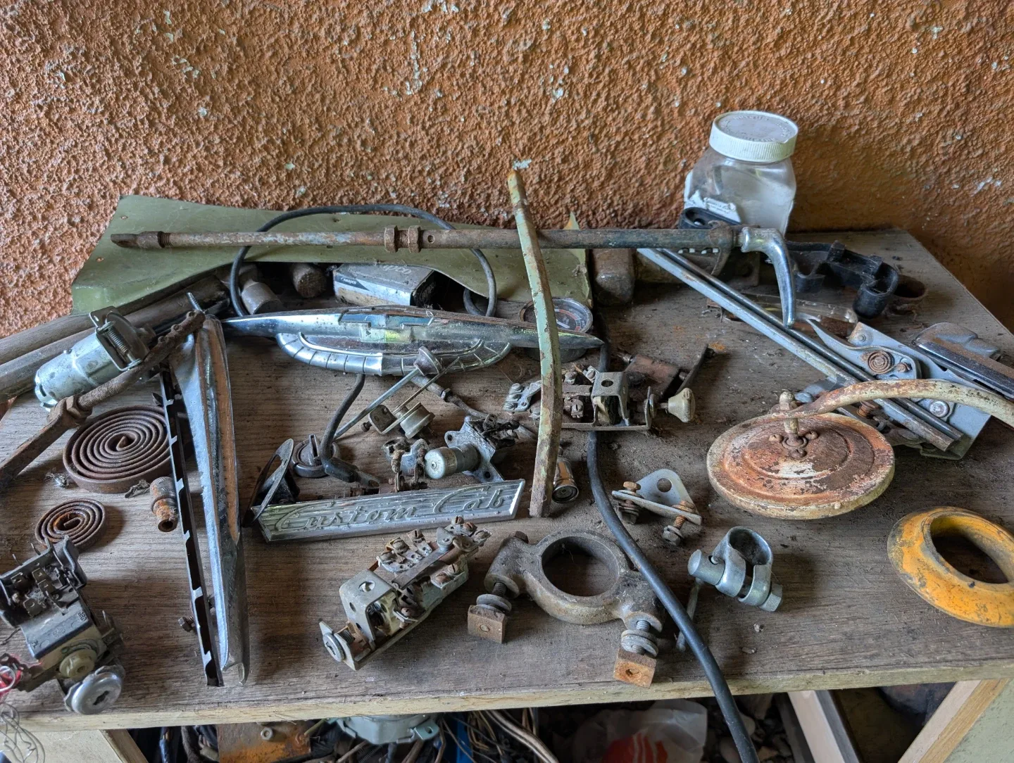 Vintage Chevy car and truck parts image indicator(2)