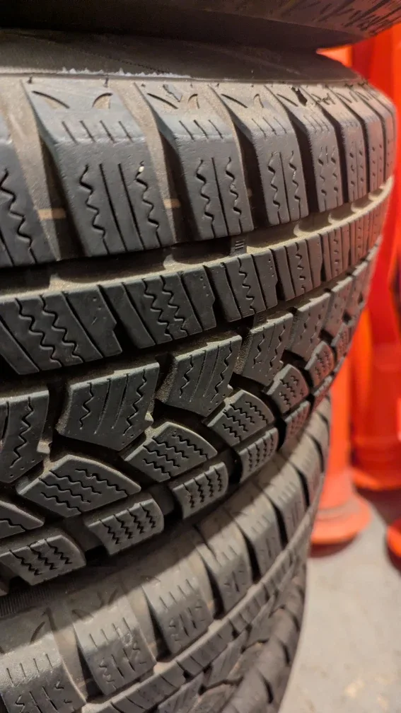 4 rims and tires image indicator(6)