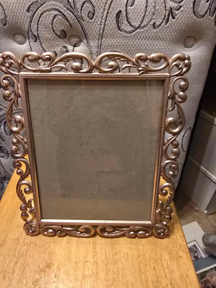 Ornate Picture Frame image indicator(3)