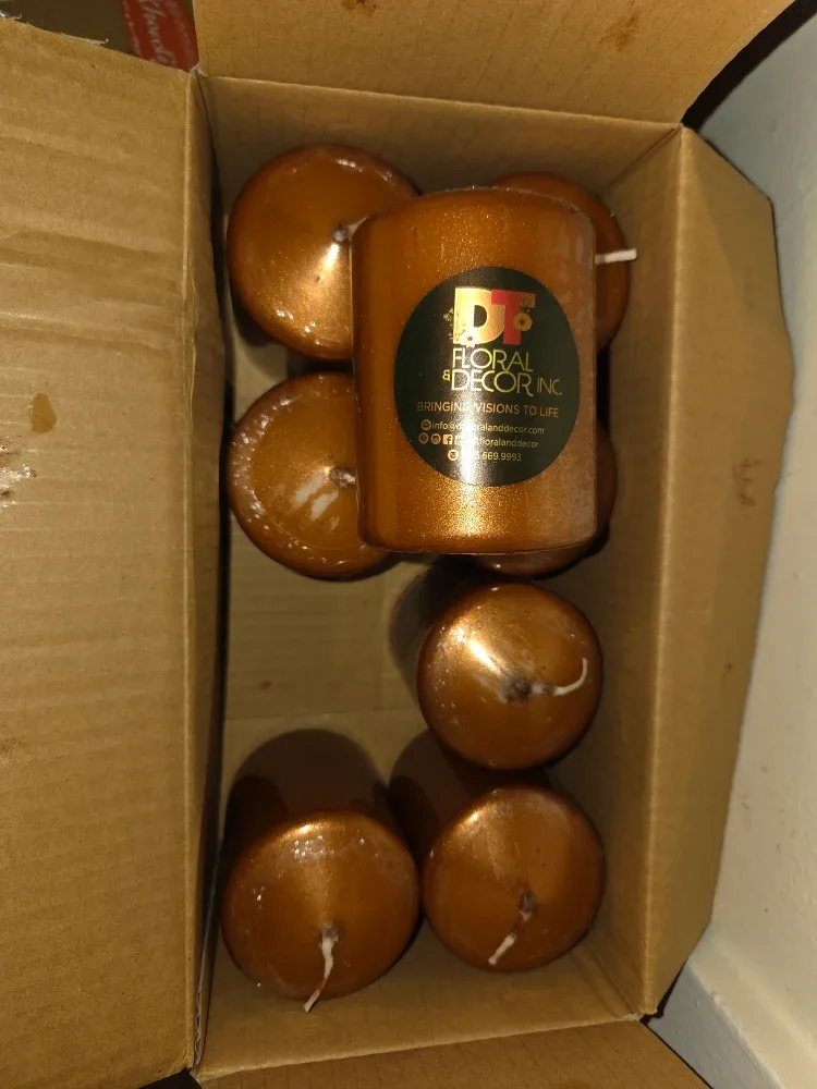 Yummi Unscented Candles - Assorted Colours