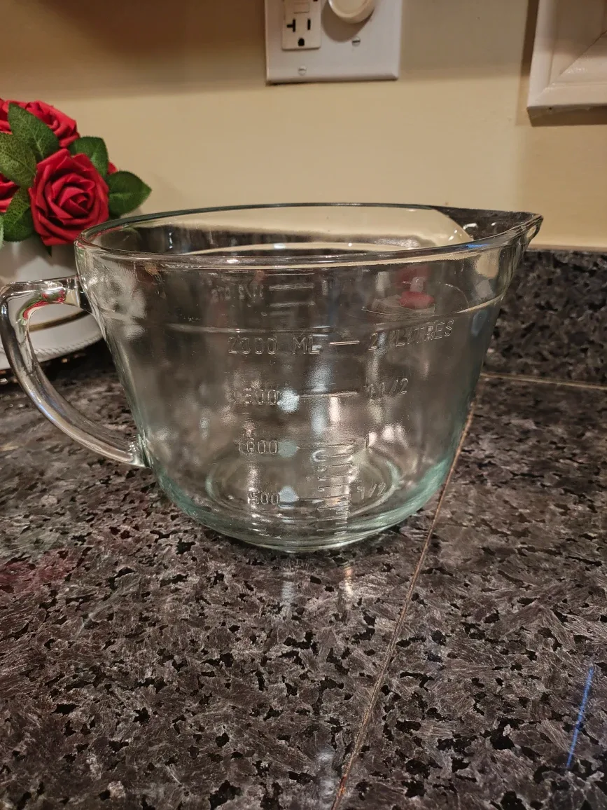 Anchor Hocking 8-Cup Glass Measuring Cup
