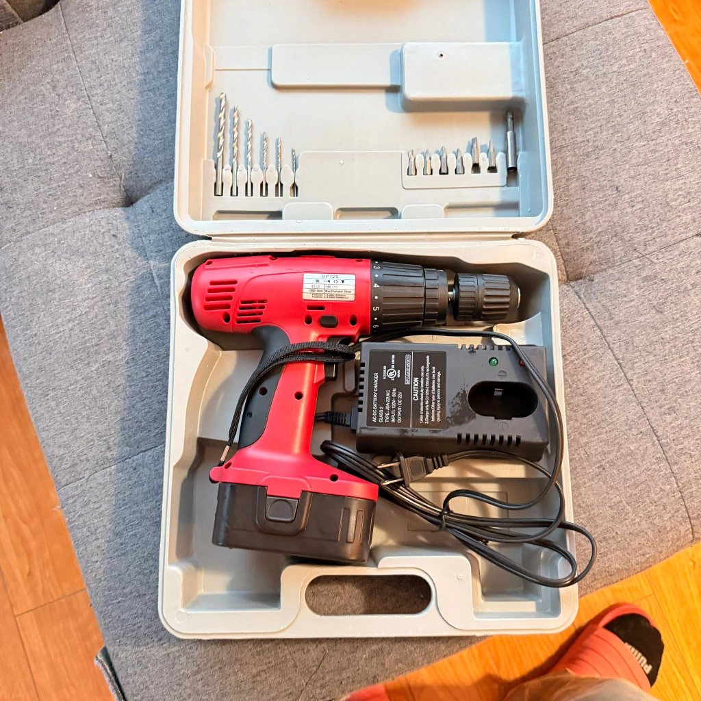 Handy Cordless Drill/Driver Kit - Battery, Charger
