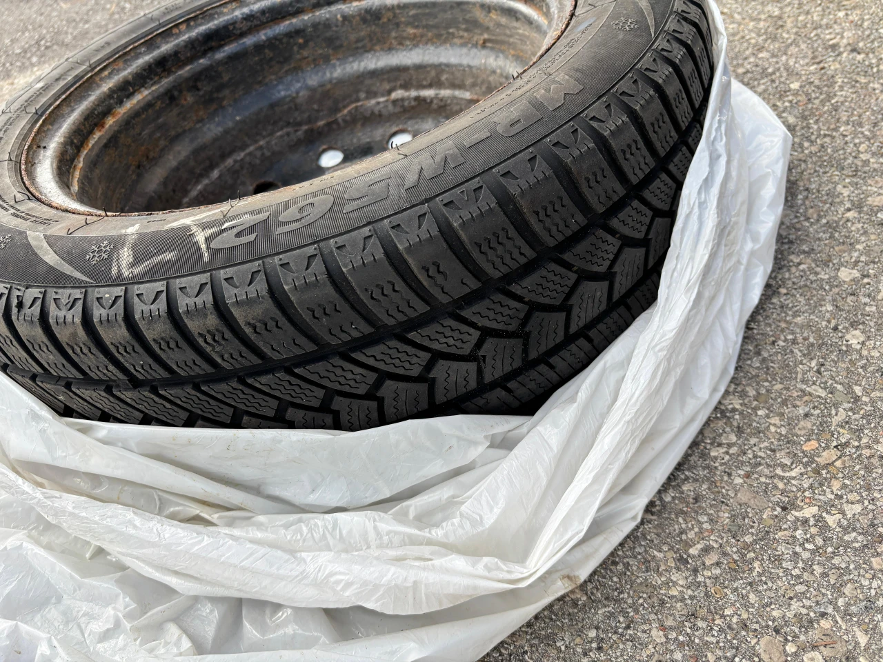 MR-W562 Steel Winter, Tire Size- 205/55/R16, 4 tires - photo 5