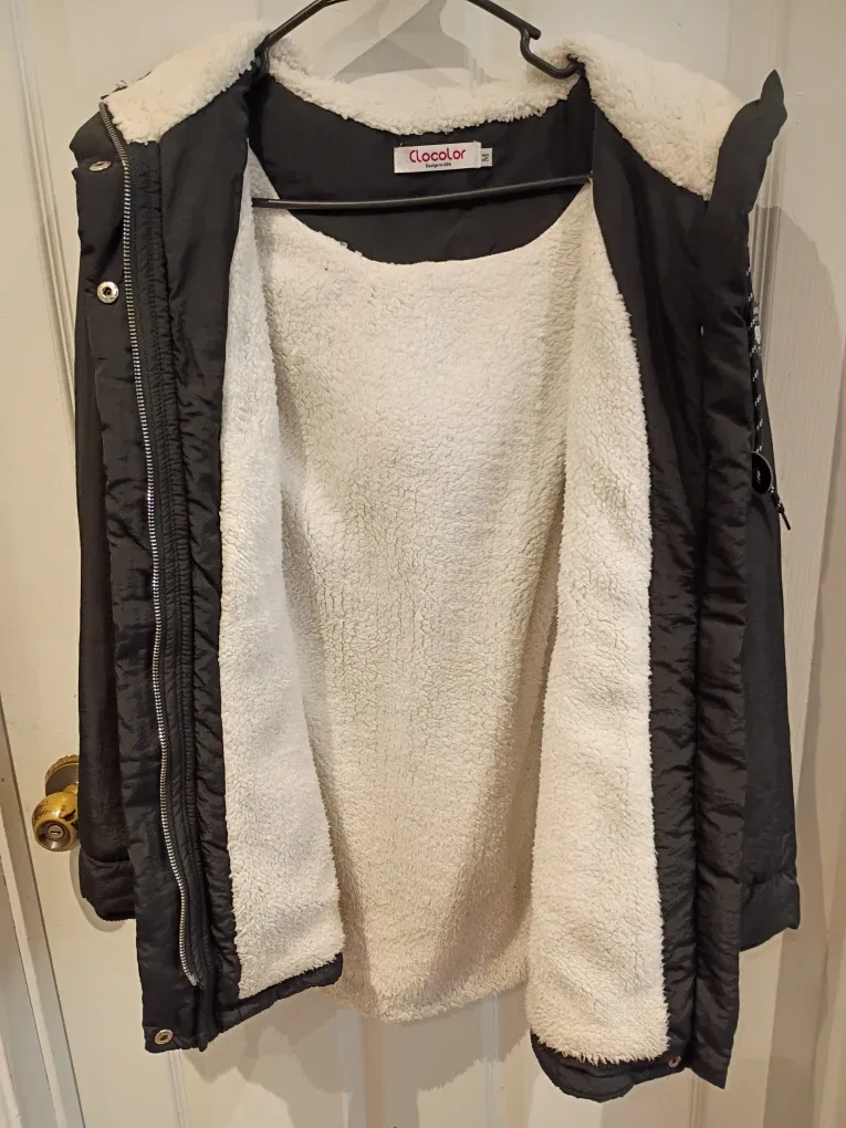 Clocolor Black Winter Coat - Size M image indicator(3)