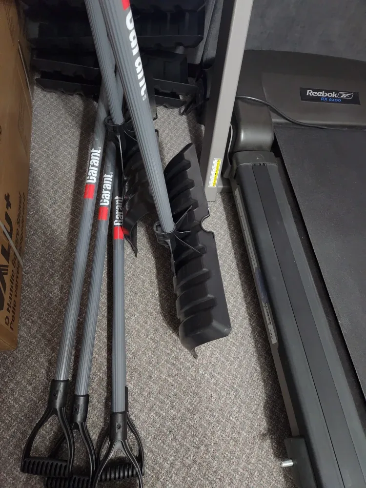 Garant Snow Shovel- Brand New image indicator(3)