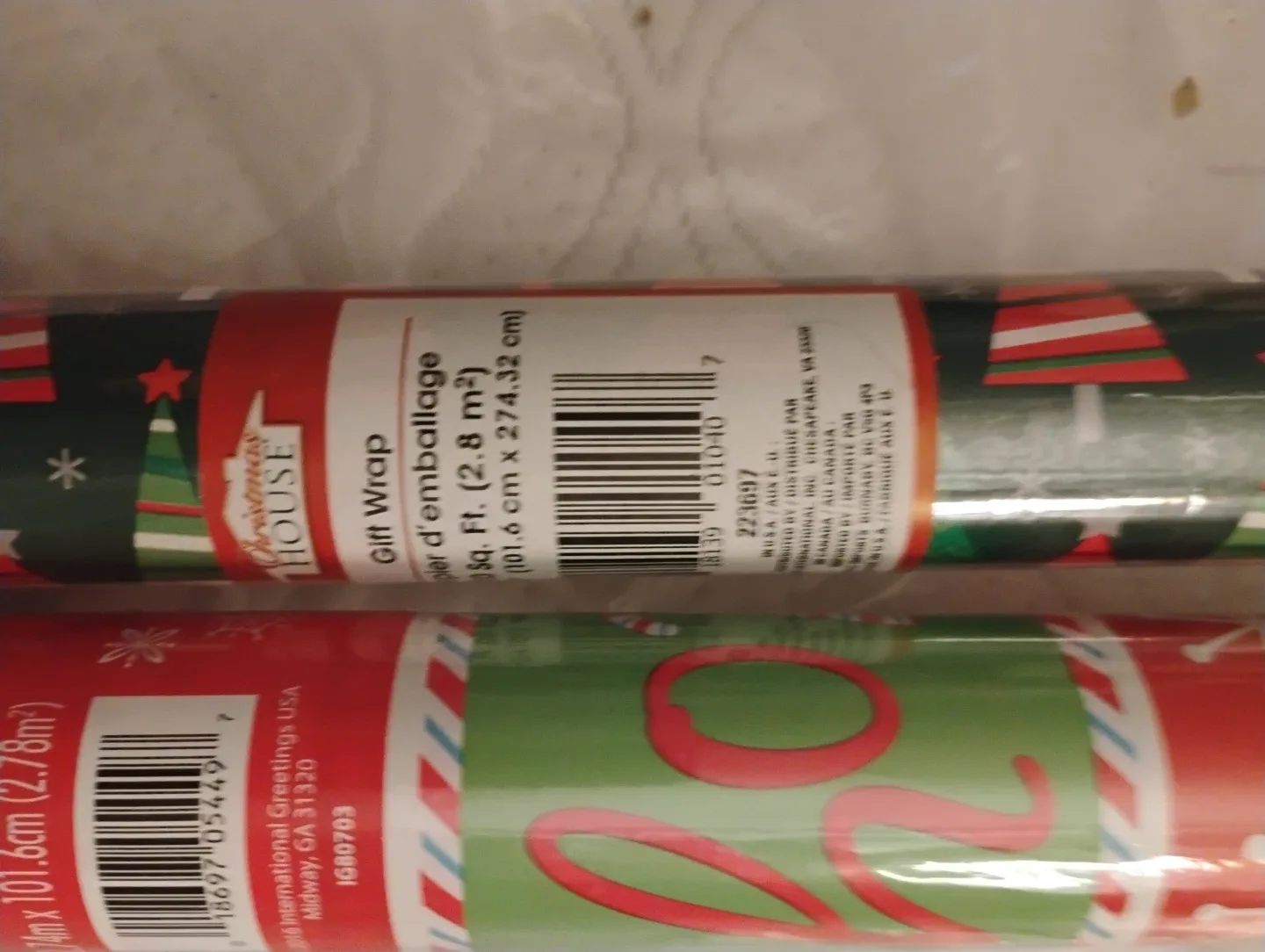 Christmas House & Paper Craft Gift Wrap - 2 Rolls for $ 10.00 image indicator(2)