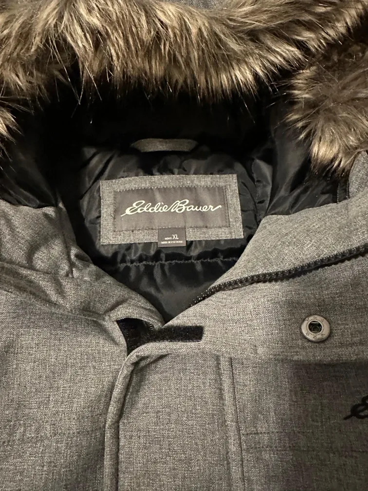 Eddie Bauer Winter Jacket XL – Brand New, -40°C Rated – $99 image indicator(3)