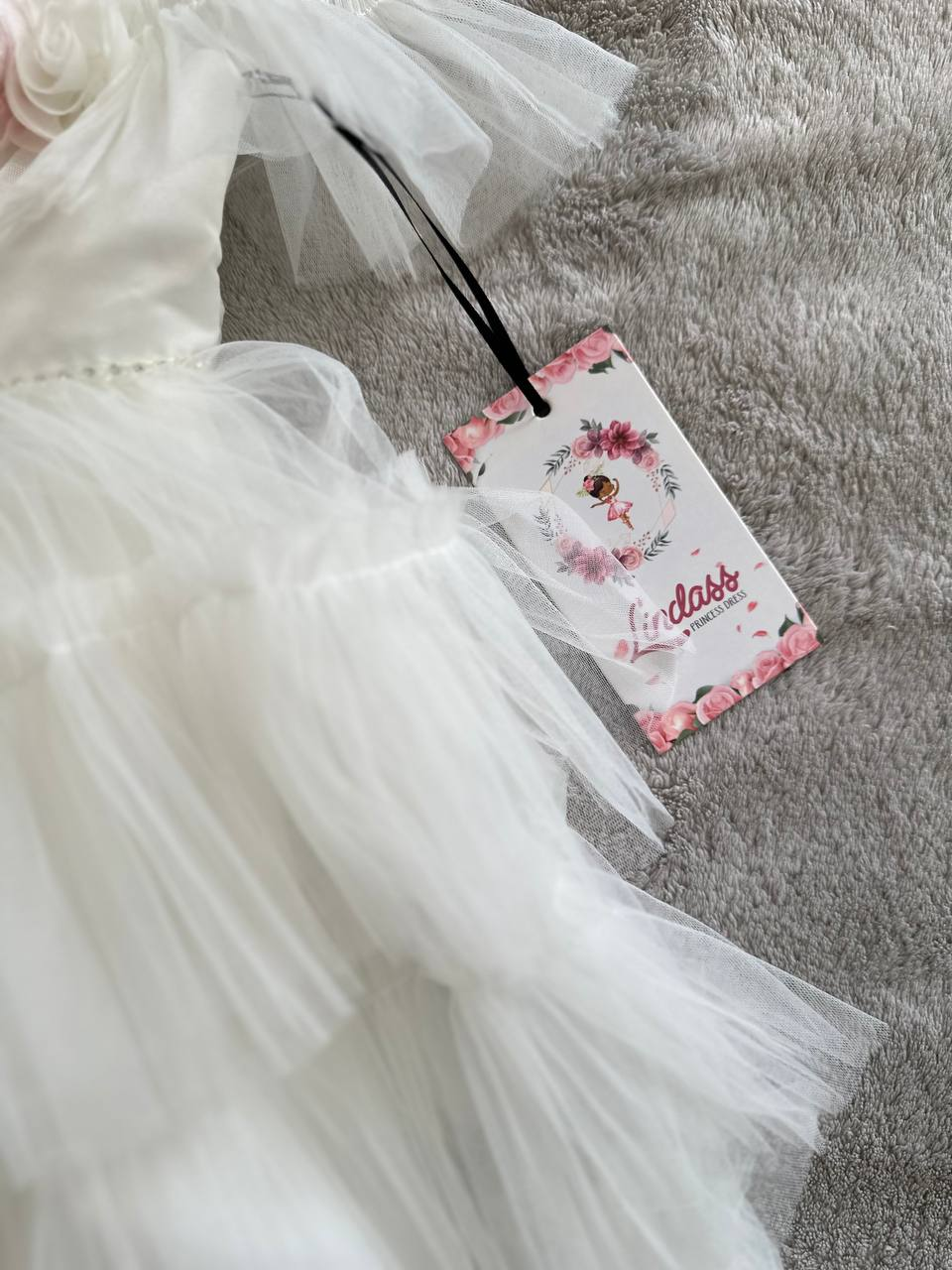 Lindass Princess Dress - New with Tags - photo 4