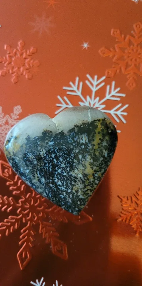 Dendritic Agate Heart Stone