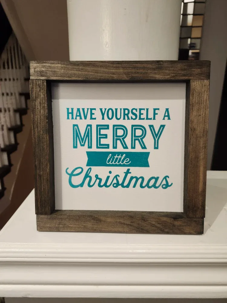 Christmas Wall Decor - 'Merry Little Christmas'