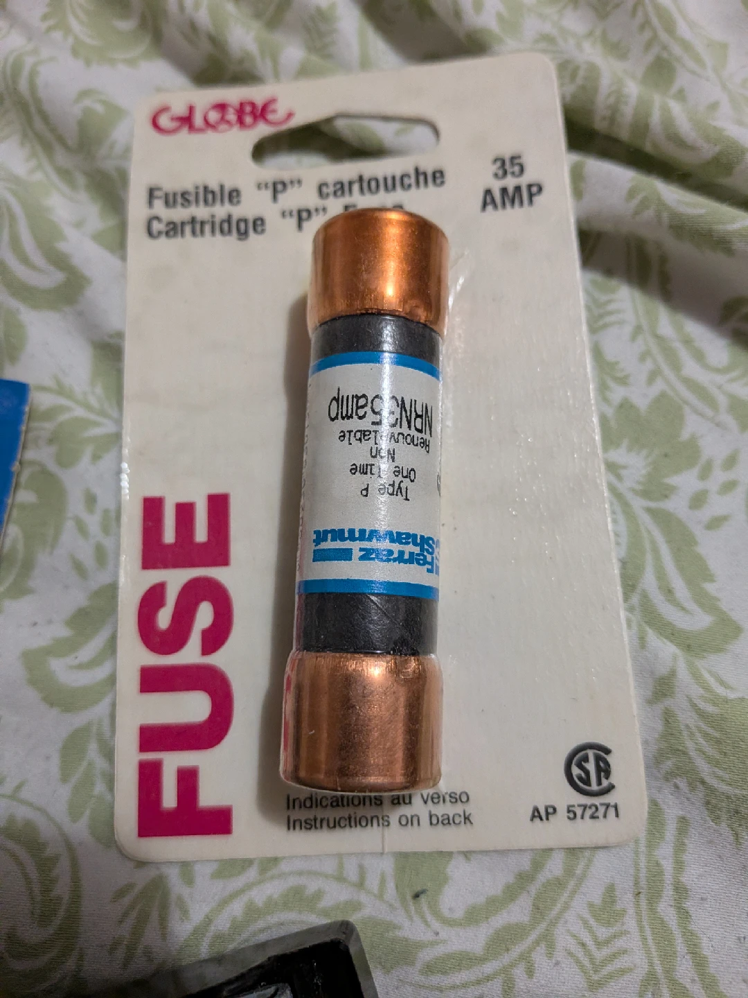 Lot cartridge fuses P35A plus pull out box thingy - photo 2