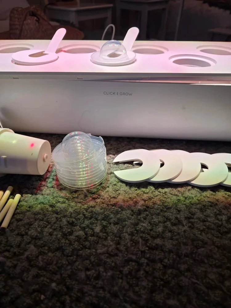 Click & Grow Indoor Garden image indicator(8)